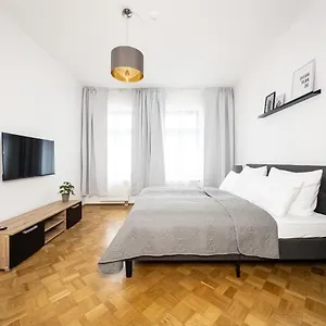 moderne-3zimmer-wohnung-mit-netflix-und-balkon.bestleipzighotels.com/